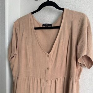 Gibsonlook Soft Tan V-Neck Button Midi Dress